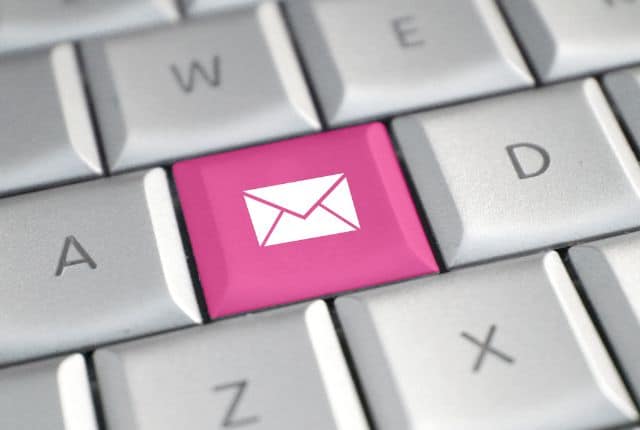 איך להגדיר תיבת מייל של Office 365 בטלפון הנייד